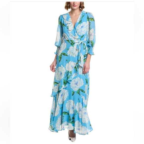 Taylor Dresses & Skirts - Taylor Women’s Long Sleeve Floral Print Dress